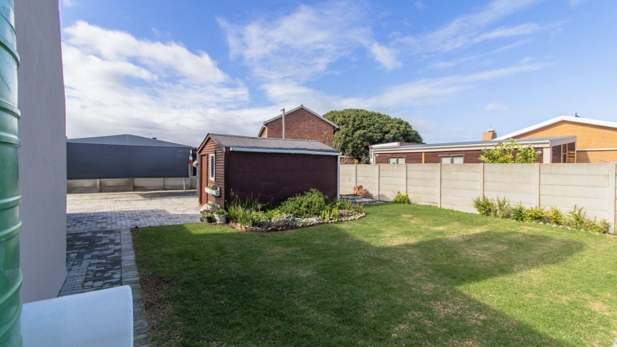 3 Bedroom Property for Sale in Franskraal Western Cape
